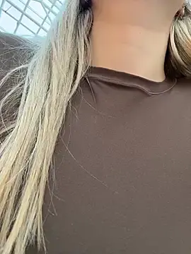 Stripchat Watch Live Sex Cams of SashaCatt