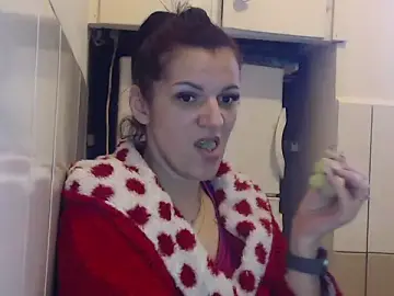 Stripchat Adult Webcam of SweetMomy_