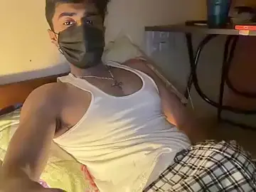 Stripchat Sex Chat of LIPGLOSSDAMAGE