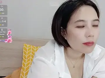 Stripchat Adult Video Chat of Miraitowa_