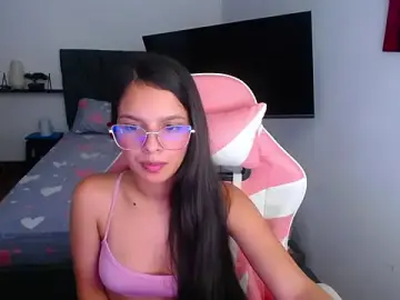 Stripchat Sex Chat of jessi_and_boy