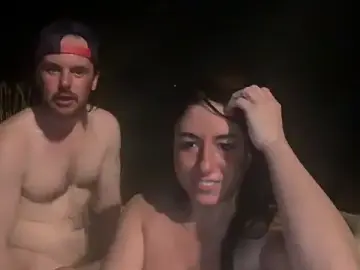 Stripchat Free Live Porn of mr_mrs_glitter