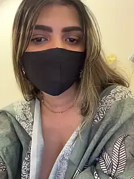 Stripchat Adult Webcam of MaYaa__11