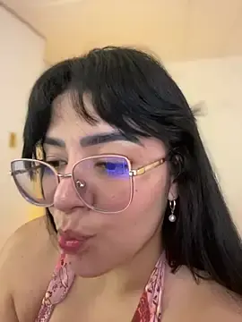 Stripchat Adult Webcam of Lia_flowers