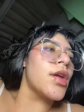 Stripchat Watch Live Sex Cams of Lia_flowers