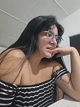 Stripchat Free Porn Cam of Lia_flowers
