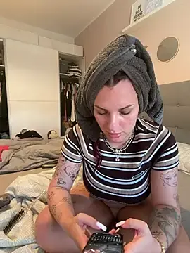 Stripchat Best live sex cam show of OliviaaFischer