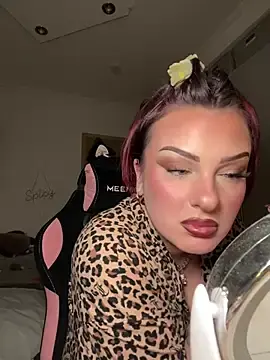 Stripchat Live Porn of OliviaaFischer