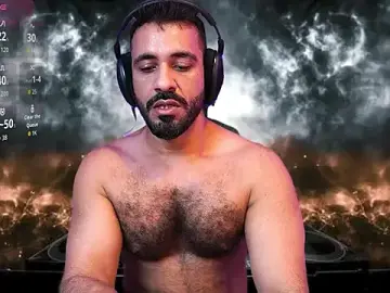 Stripchat Watch Live Sex Cams of Steffan55