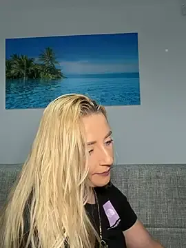 Stripchat Free Live Porn of Strongqueen