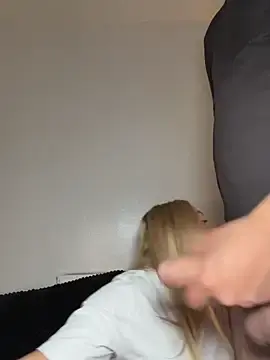 Stripchat Best live sex cam show of Strongqueen