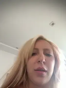 Stripchat Free Porn Cam of Juuhschmitt