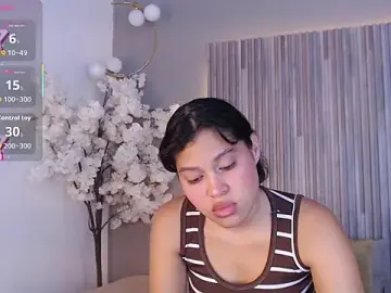 Stripchat Free Porn Cam of Kitty_Desire2
