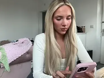 Stripchat Live Sex of Naughtyblondex