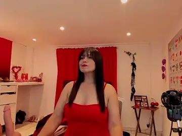 Stripchat Live Sex Cam of Sarah_teiku