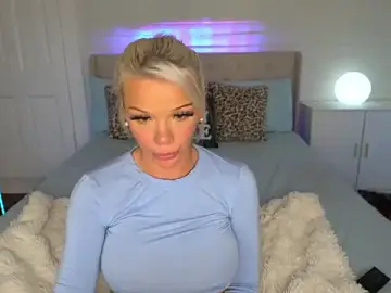 Stripchat Live Sex Cam of emmagray001
