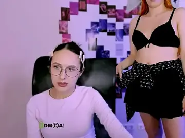 Stripchat Live Sex Cam of mona_cloud