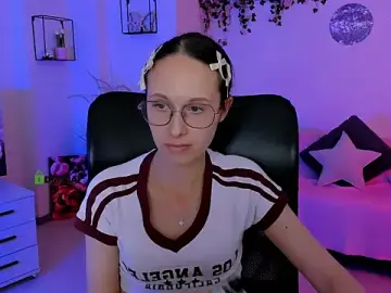 Stripchat Free Live Porn of mona_cloud