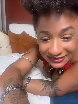 Stripchat Nude Webcam of EbonyGoddess_Servant
