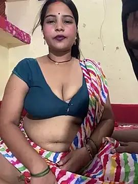 Stripchat Watch Live Sex Cams of Hey_Shiri_Bhabhi