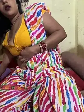 Stripchat Free Porn Cam of Hey_Shiri_Bhabhi