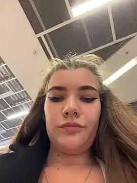 Stripchat Live Porn of Holy_Tereza