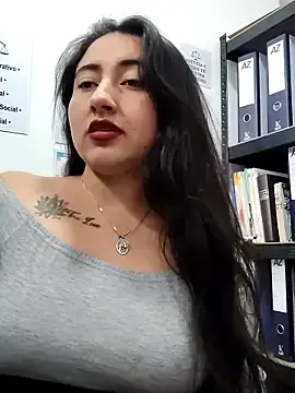 Stripchat Free Live Porn of _Sarah-Office1