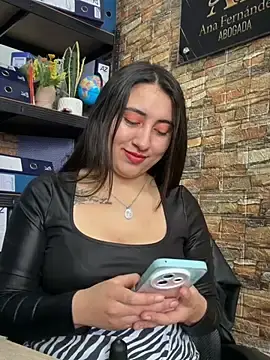 Stripchat Adult Webcams of _Sarah-Office1