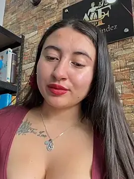 Stripchat Sex Cam of _Sarah-Office1
