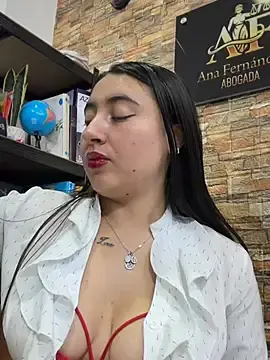 Stripchat Adult Webcams of _Sarah-Office1