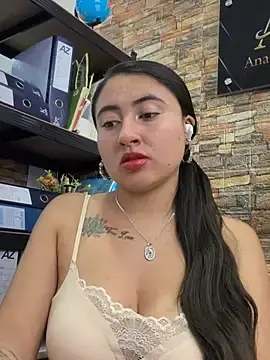 Stripchat Live Porn of _Sarah-Office1