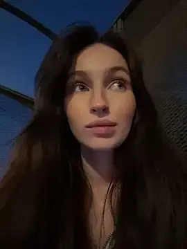 Stripchat Watch Live Sex Cams of -missbehaving-