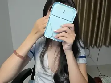 Stripchat Live Sex Cam of Linh_smile_