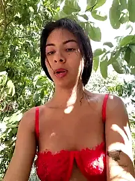 Stripchat Free Porn Cam of chaparritahot99
