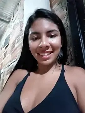 Stripchat Live Sex Cam of chaparritahot99