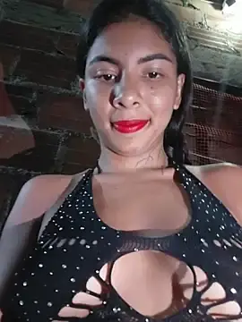 Stripchat Free Live Porn of chaparritahot99