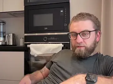 Stripchat Free Porn Cam of Bear_bear_