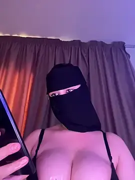 Stripchat Watch Live Sex Cams of Hot-Marlin