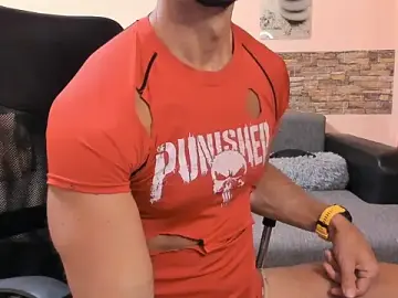 Stripchat Free Live Porn of HotHunkTrainer