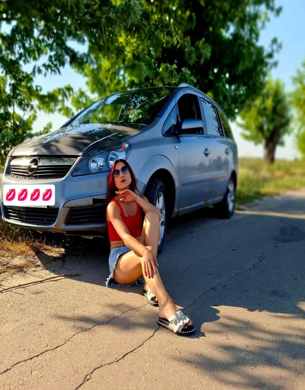 kiss_lovely_