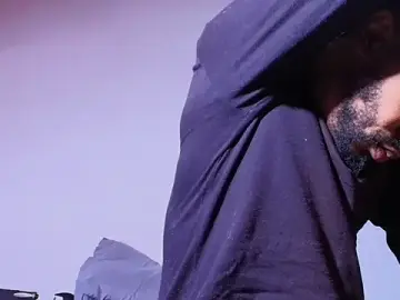 Stripchat Live Sex of WolfMoreau