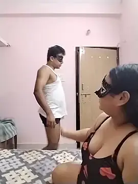 Stripchat Sex Chat of BBW_DesiCouple
