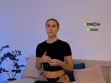 Stripchat Sex Chat of Fallinlove1