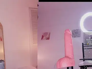 Stripchat Live Sex of SHINYY_STAR_