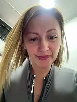 Stripchat Nude Webcam of dirty_mistress_69