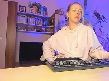 Stripchat Sex Cam of LylithSkye