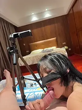Stripchat Live Sex Cam of Alinw1144