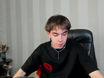 Stripchat Free Porn Cam of DaveBevy