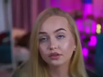 Stripchat Free Porn Cam of ElyssawetXX