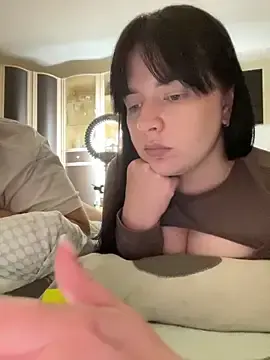Stripchat Watch Live Sex Cams of Poly_Nick